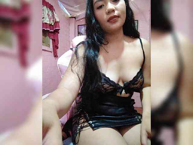 hornylittleprincess69
