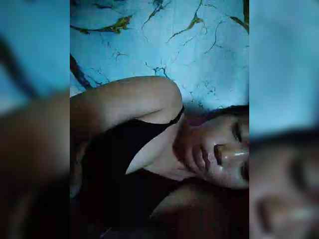 hornylittleprincess69