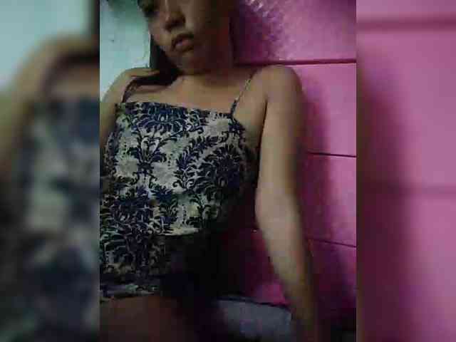 hornylittleprincess69 webcam