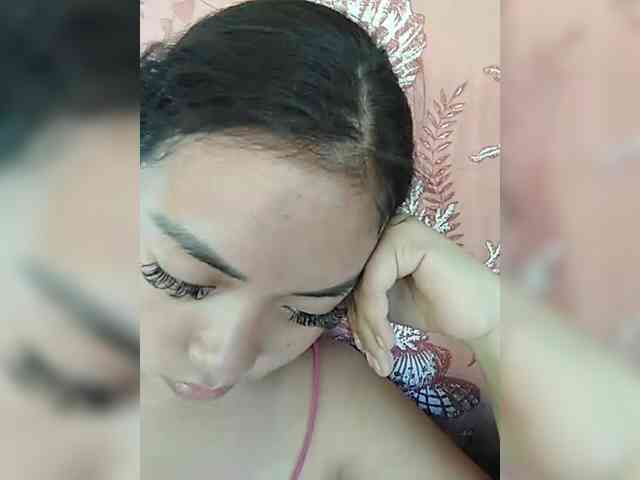 hornylittleprincess69