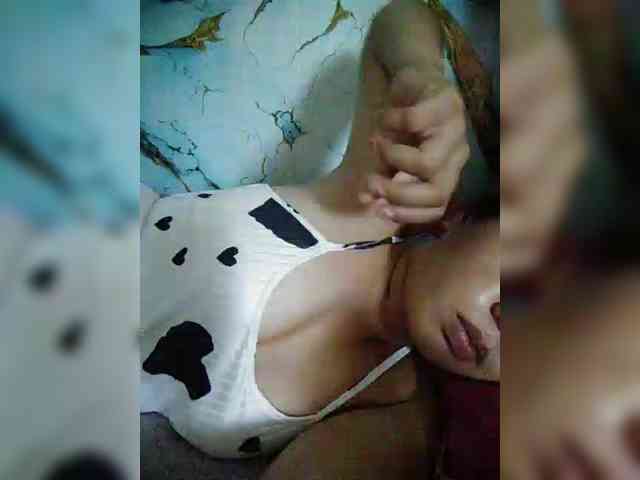 hornylittleprincess69 webcam