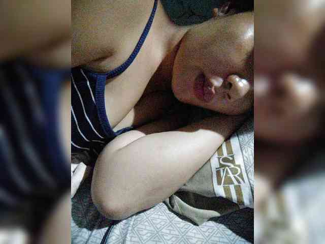hornylittleprincess69 webcam