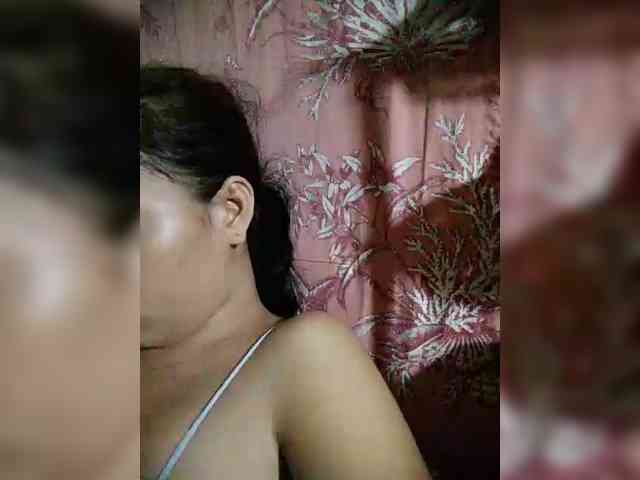 hornylittleprincess69 webcam