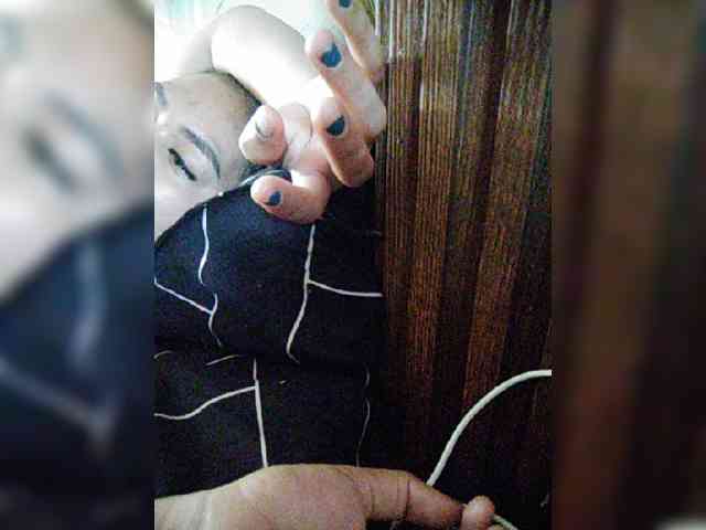 hornylittleprincess69