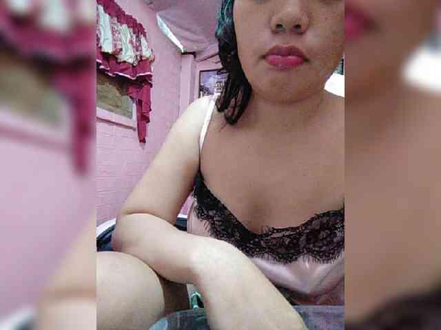 hornylittleprincess69 webcam