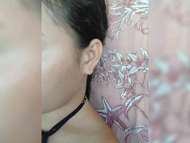 hornylittleprincess69