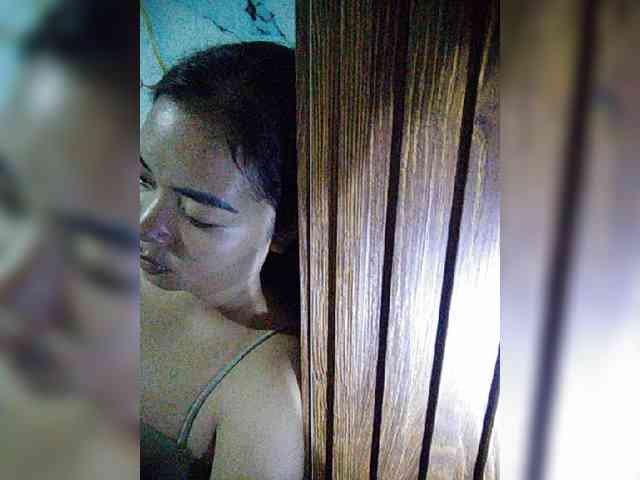 hornylittleprincess69