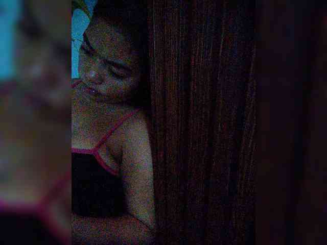 hornylittleprincess69