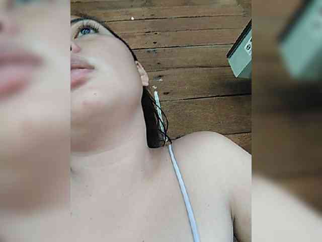 hornylittleprincess69 webcam