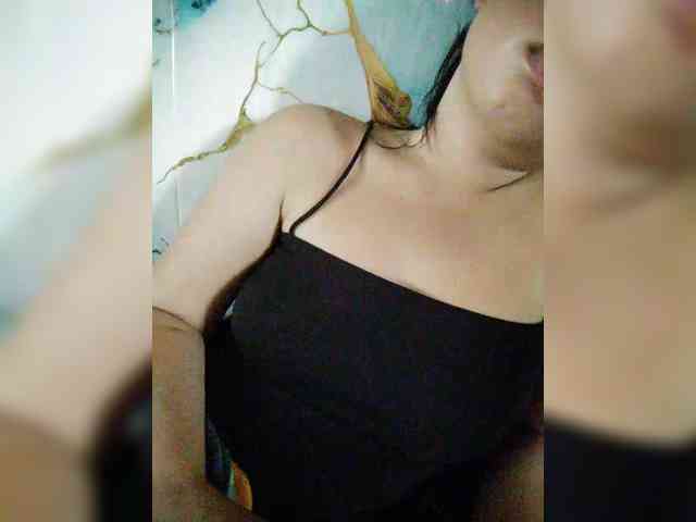 hornylittleprincess69 webcam