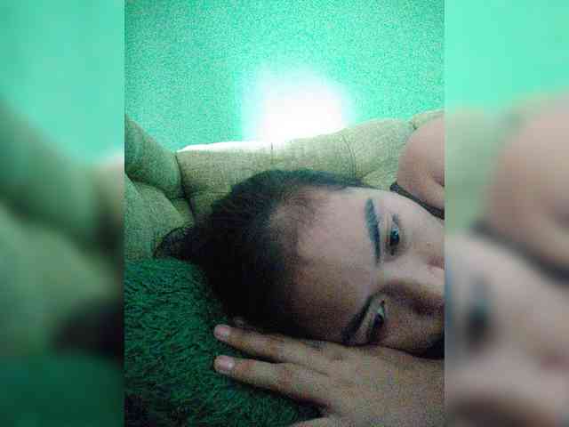 hornylittleprincess69 webcam