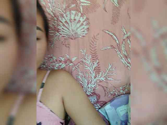 hornylittleprincess69