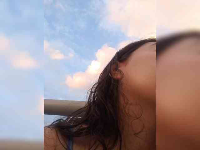 hornylittleprincess69 webcam