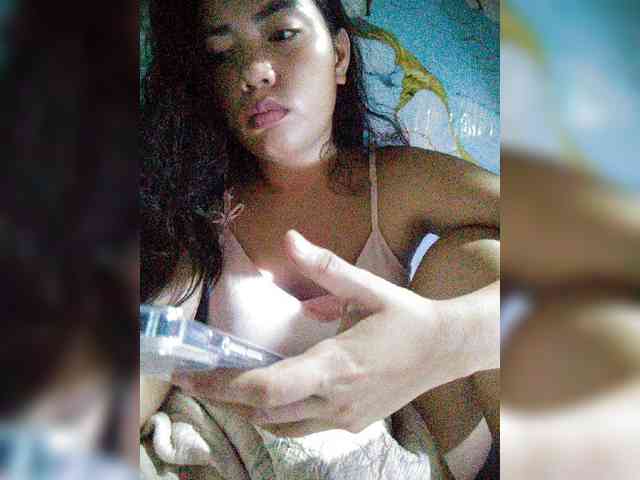 hornylittleprincess69 webcam