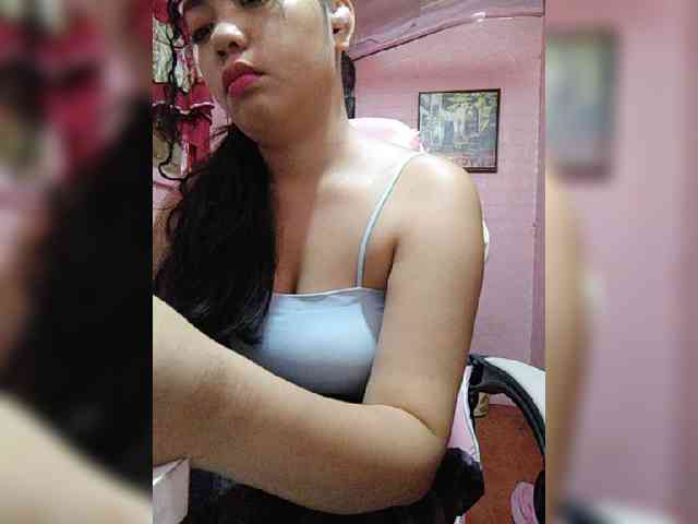 hornylittleprincess69 webcam