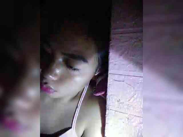 hornylittleprincess69 webcam