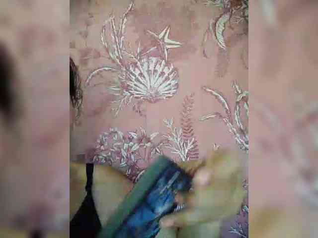 hornylittleprincess69 webcam