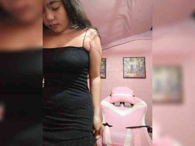 hornylittleprincess69 webcam