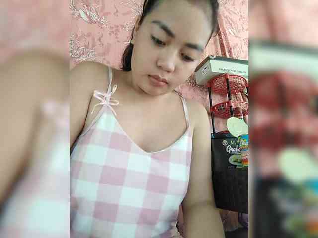 hornylittleprincess69 webcam
