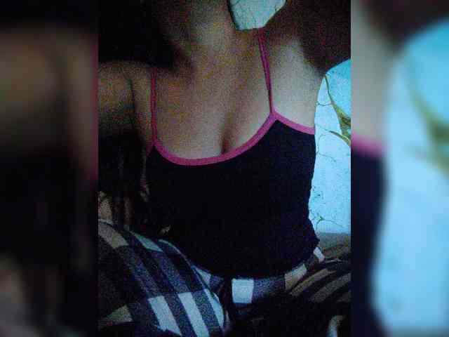 hornylittleprincess69 webcam