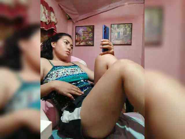 hornylittleprincess69 webcam