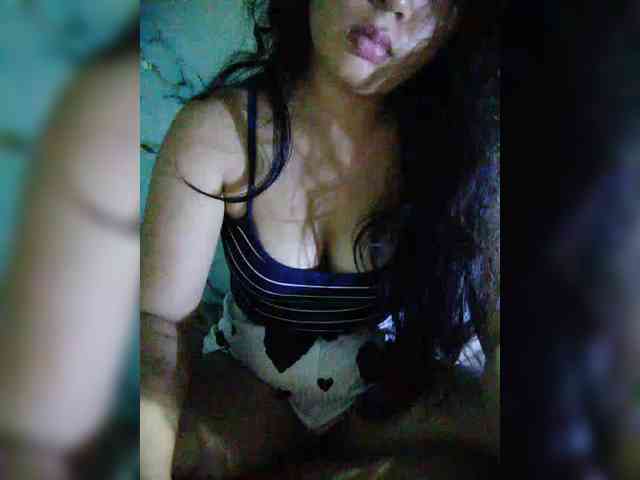 hornylittleprincess69 webcam
