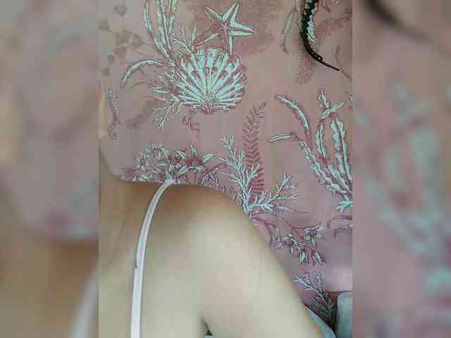 hornylittleprincess69 webcam