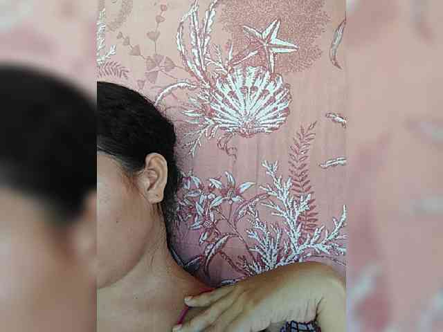 hornylittleprincess69 webcam