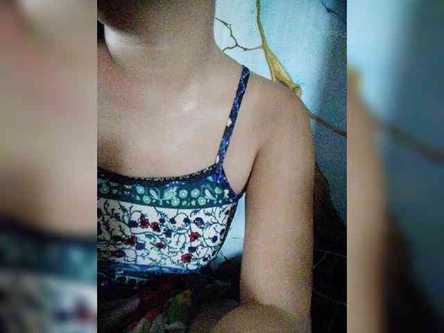 hornylittleprincess69 webcam