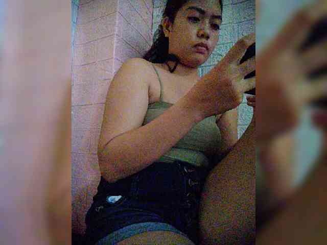 hornylittleprincess69 webcam