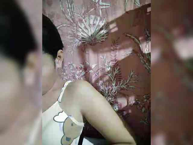 hornylittleprincess69