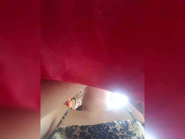 hornylittleprincess69 webcam