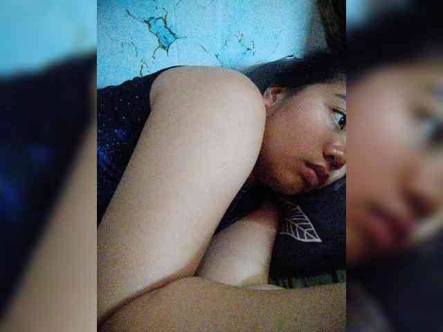 hornylittleprincess69 webcam