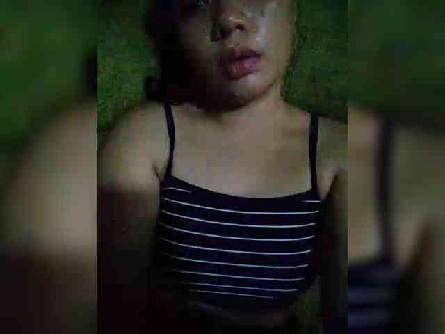 hornylittleprincess69 webcam