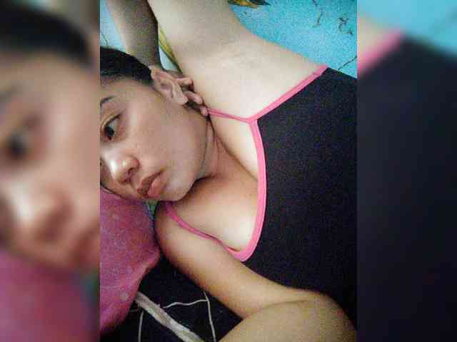 hornylittleprincess69 webcam