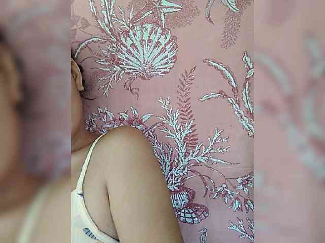 hornylittleprincess69