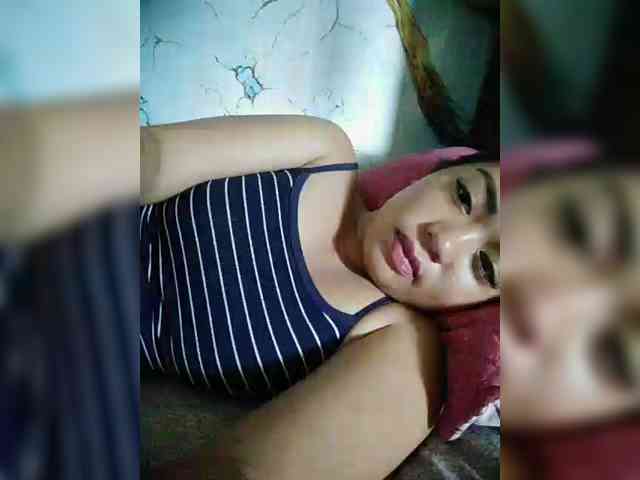 hornylittleprincess69 webcam