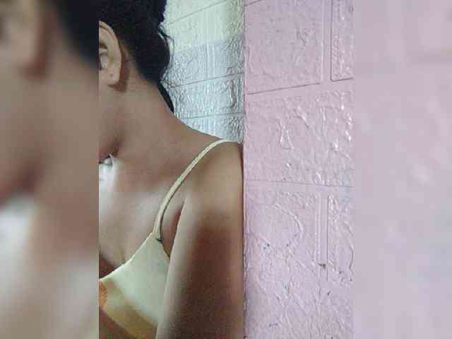 hornylittleprincess69