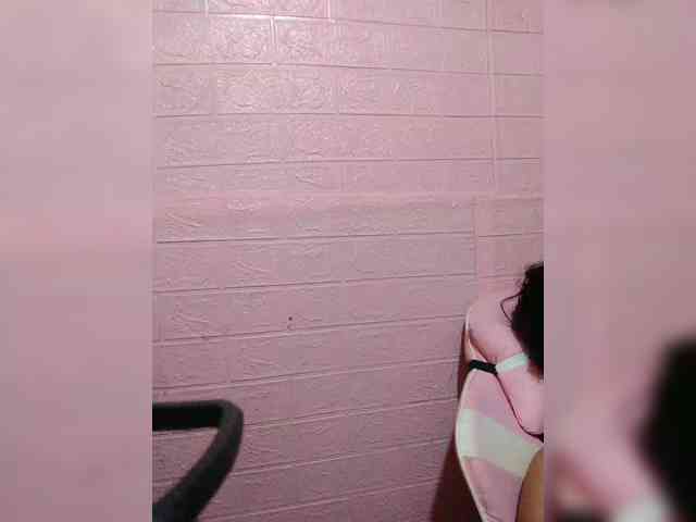 hornylittleprincess69