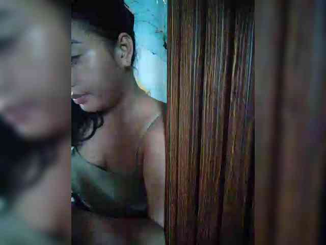 hornylittleprincess69 webcam