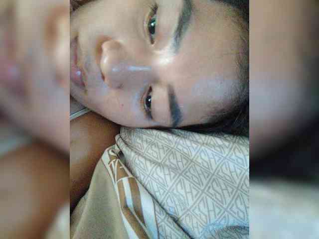 hornylittleprincess69 webcam