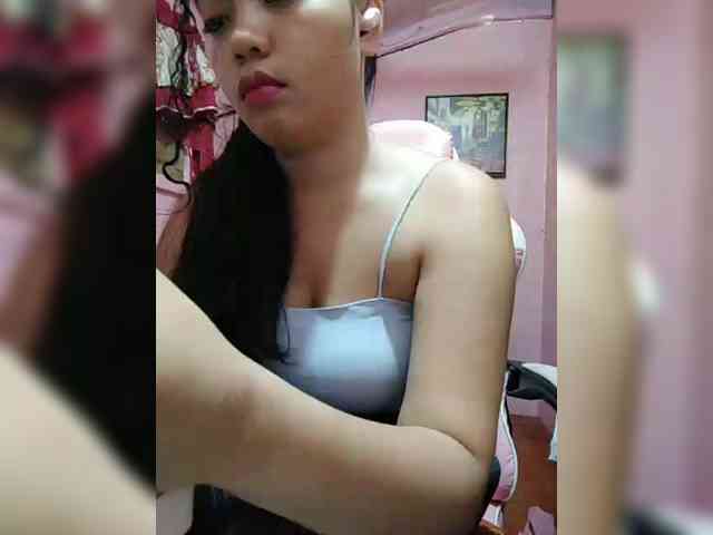 hornylittleprincess69 webcam