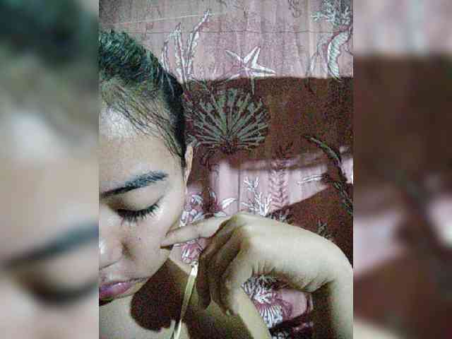 hornylittleprincess69