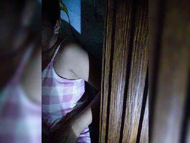 hornylittleprincess69 webcam
