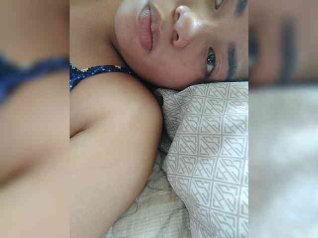 hornylittleprincess69