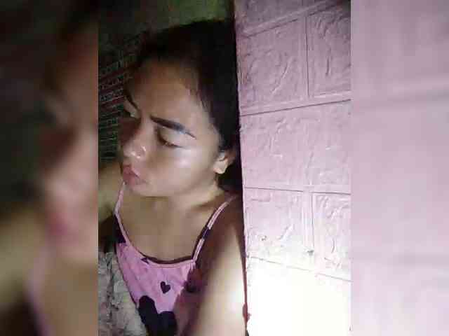 hornylittleprincess69 webcam