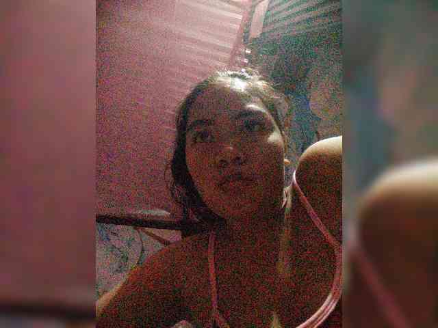 hornylittleprincess69 webcam