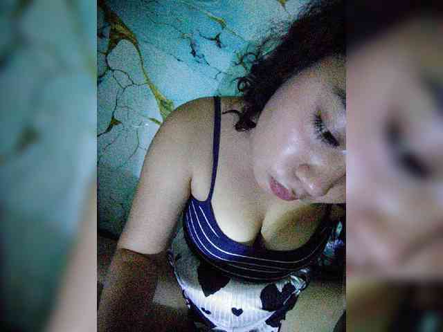 hornylittleprincess69 webcam