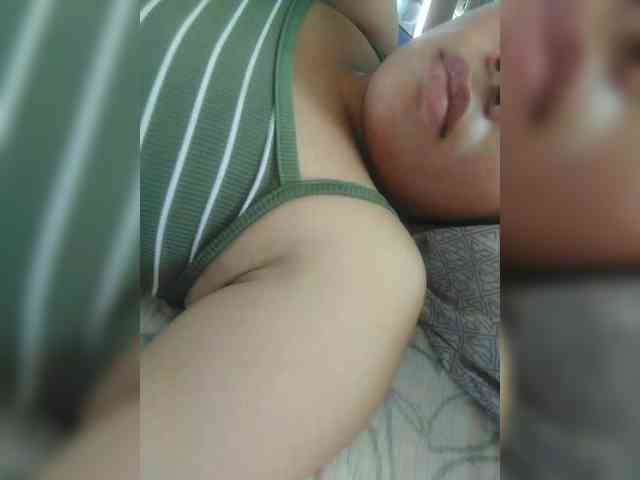 hornylittleprincess69 webcam