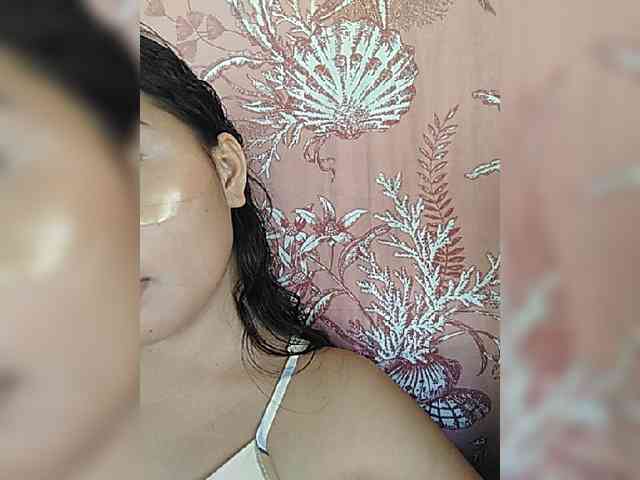 hornylittleprincess69